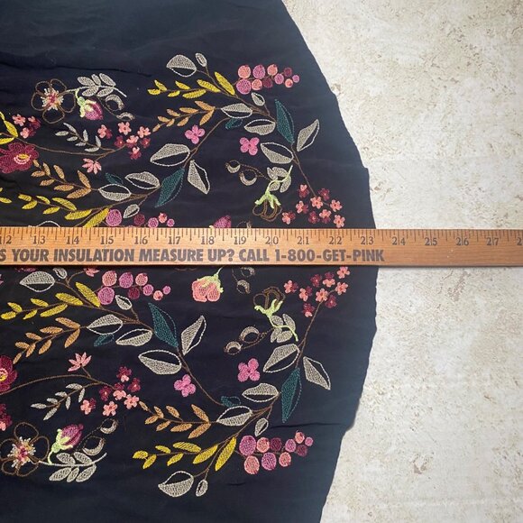 J.Jill Petite Black Floral Embroidered Boho Hippie Artisan Cottagecore Blouse - Picture 8 of 8